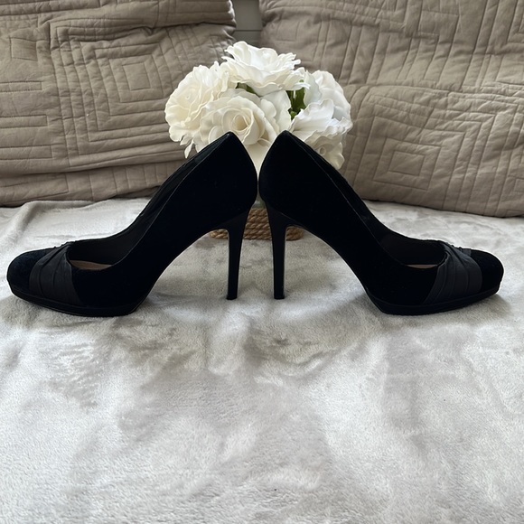 Nina black velvet heels - Picture 7 of 17
